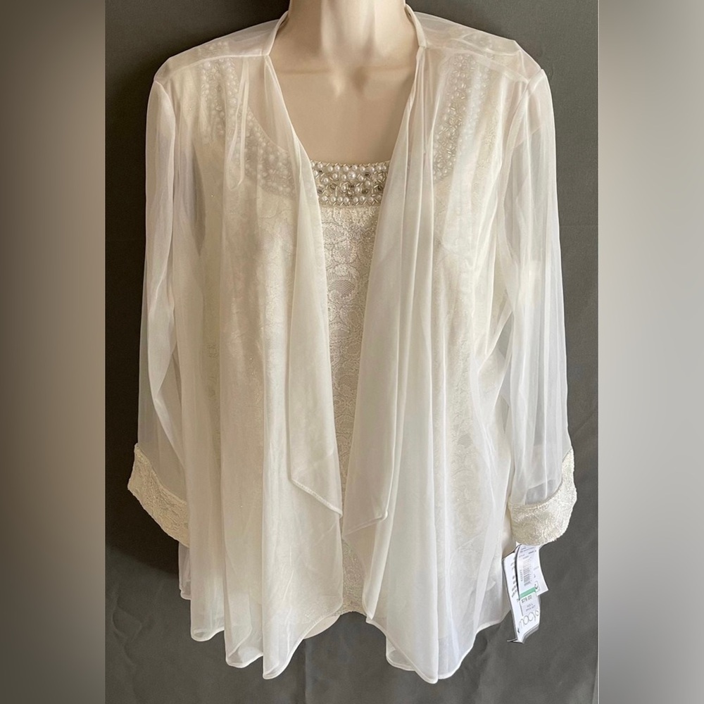 NWT women's 2 pcs set R&M Richards (L) MSRP $79
